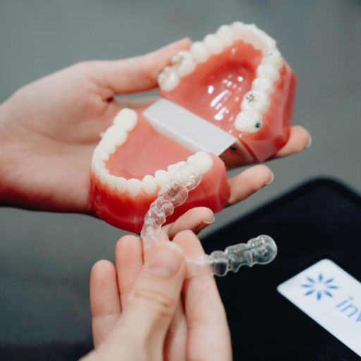 אינוויזיליין